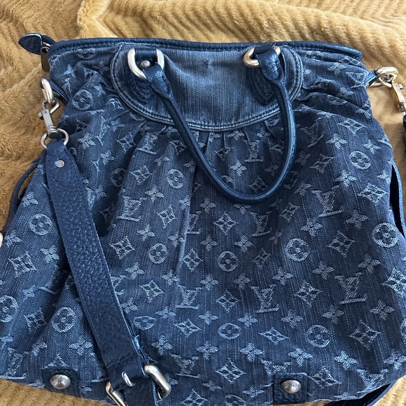 Louis Vuitton Neo Cabby GM - Picture 1 of 5